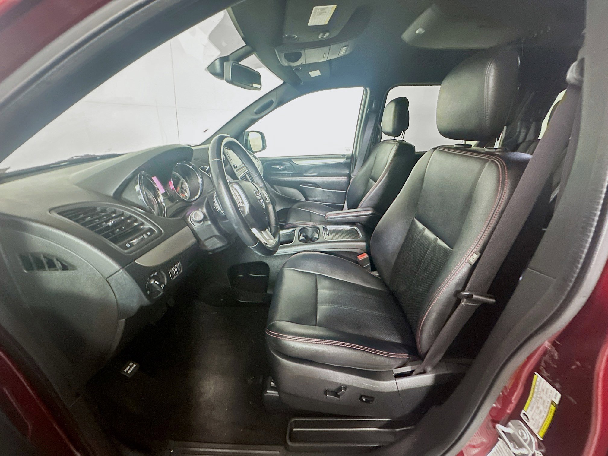 Used 2019 Dodge Grand Caravan GT FWD image 13