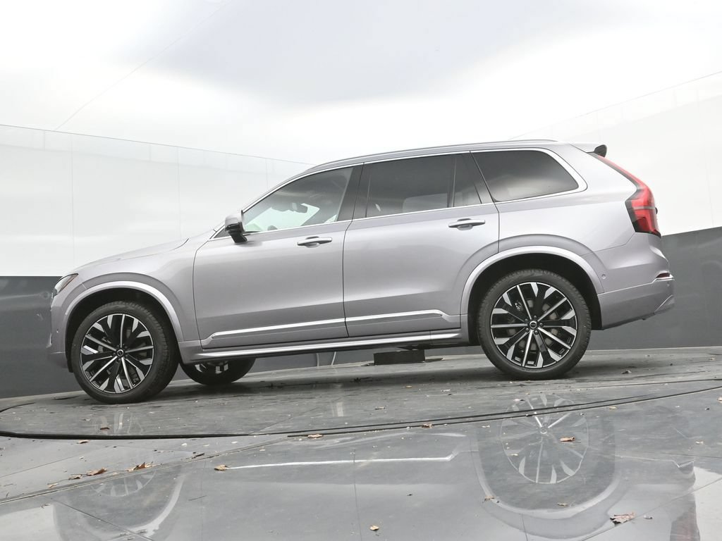 New 2026 Volvo XC90 B6 Plus w/ Protection Package Premier AWD/4WD image 31