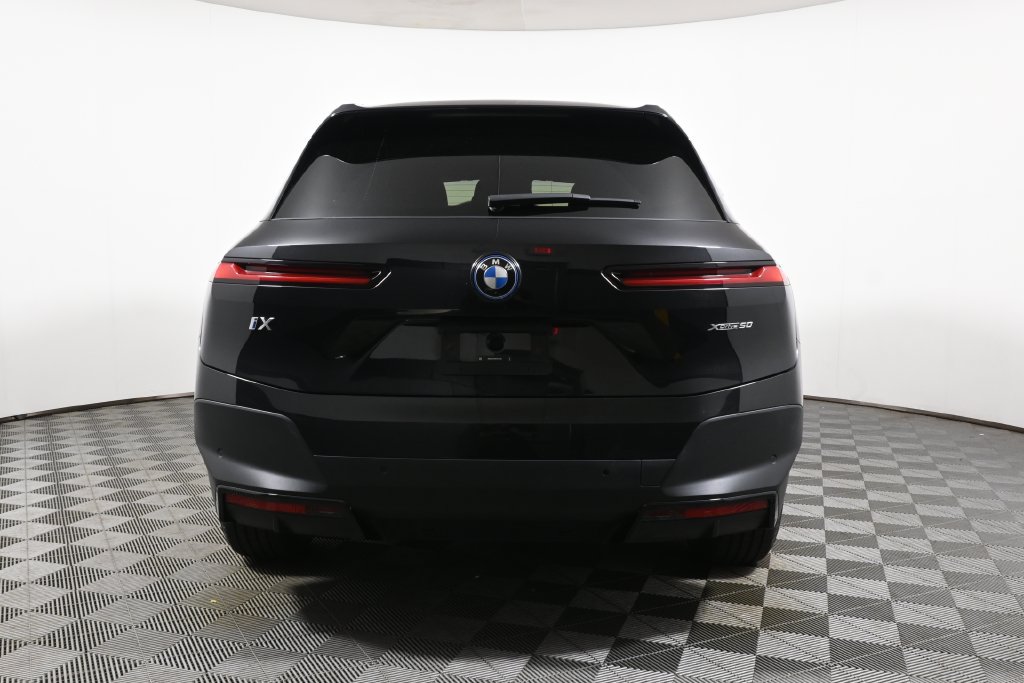 Certified 2024 BMW iX xDrive50 w/ Convenience Package AWD/4WD image 6