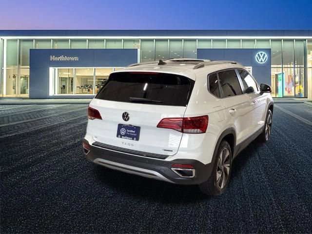 Used 2024 Volkswagen Taos SE image 25