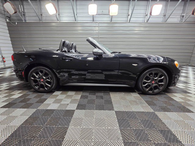 Used 2017 FIAT 124 Spider Abarth RWD image 10