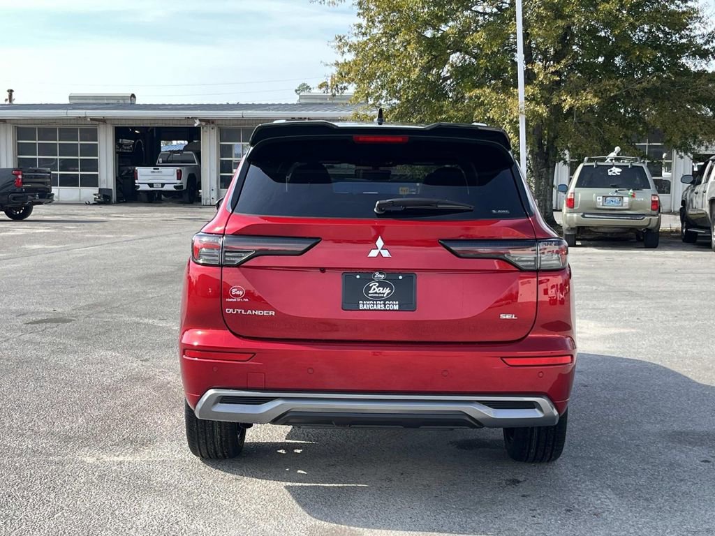 New 2026 Mitsubishi Outlander SEL image 4