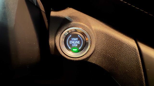 Used 2022 Chevrolet TrailBlazer ACTIV w/ Sun and Liftgate Package FWD image 29
