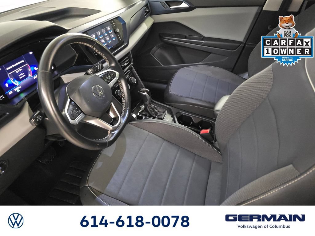 Used 2023 Volkswagen Taos SE w/ Panoramic Sunroof Package AWD/4WD image 21