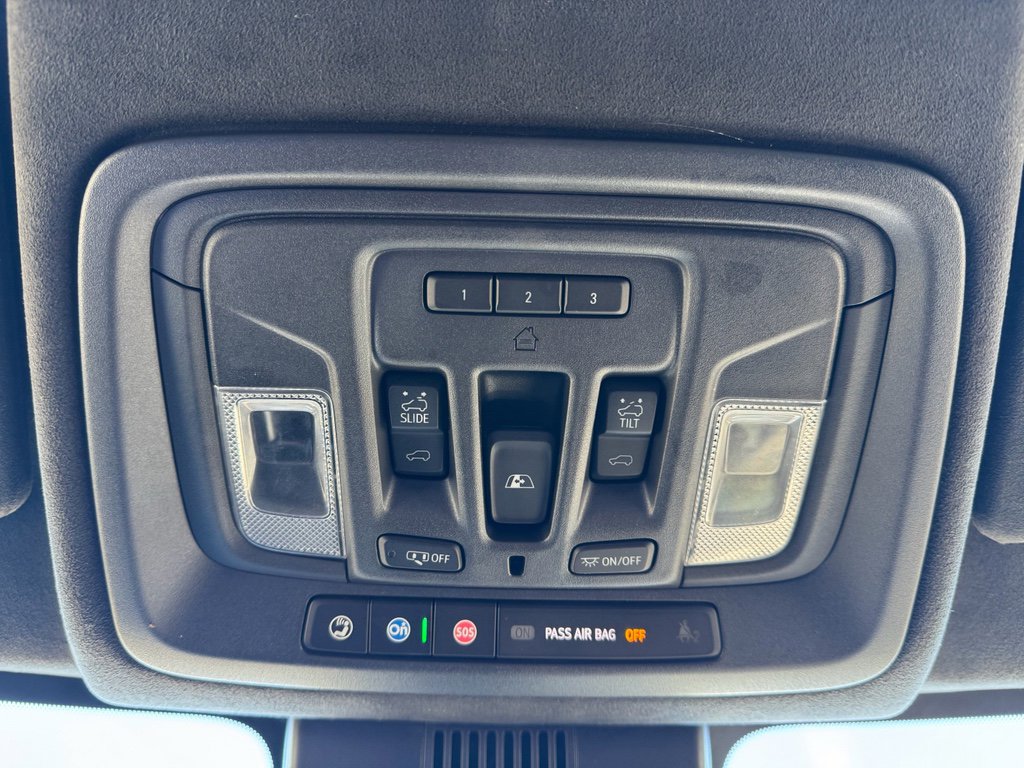 Used 2022 GMC Sierra 1500 AT4X image 24