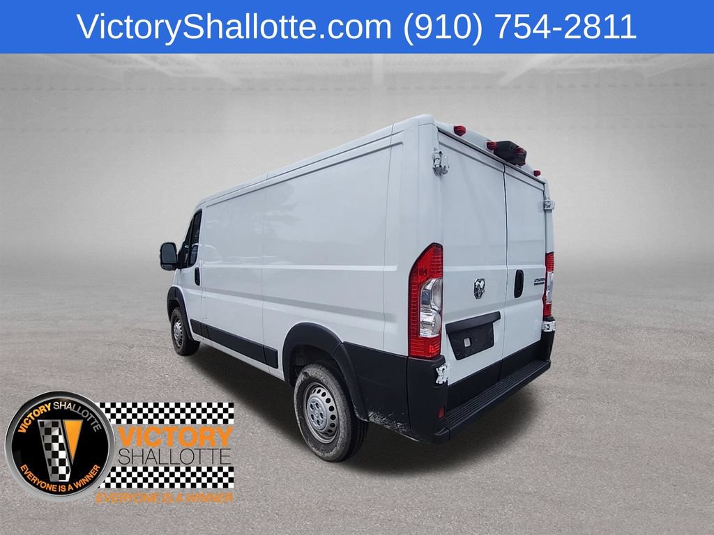 Used 2025 RAM ProMaster 2500 w/ Convenience Group FWD image 15