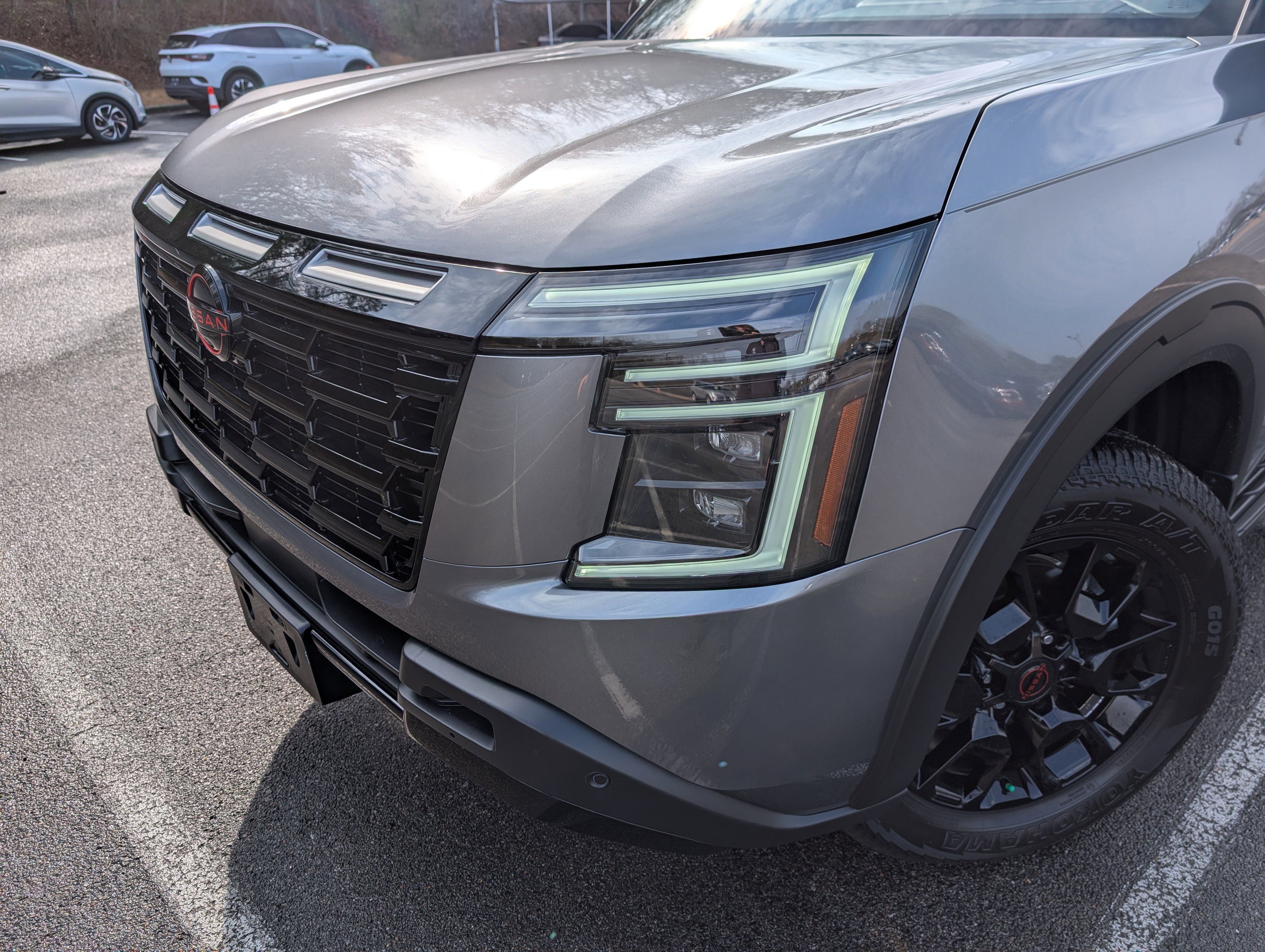 Used 2025 Nissan Armada PRO-4X w/ Pro-4X Premium Package image 13