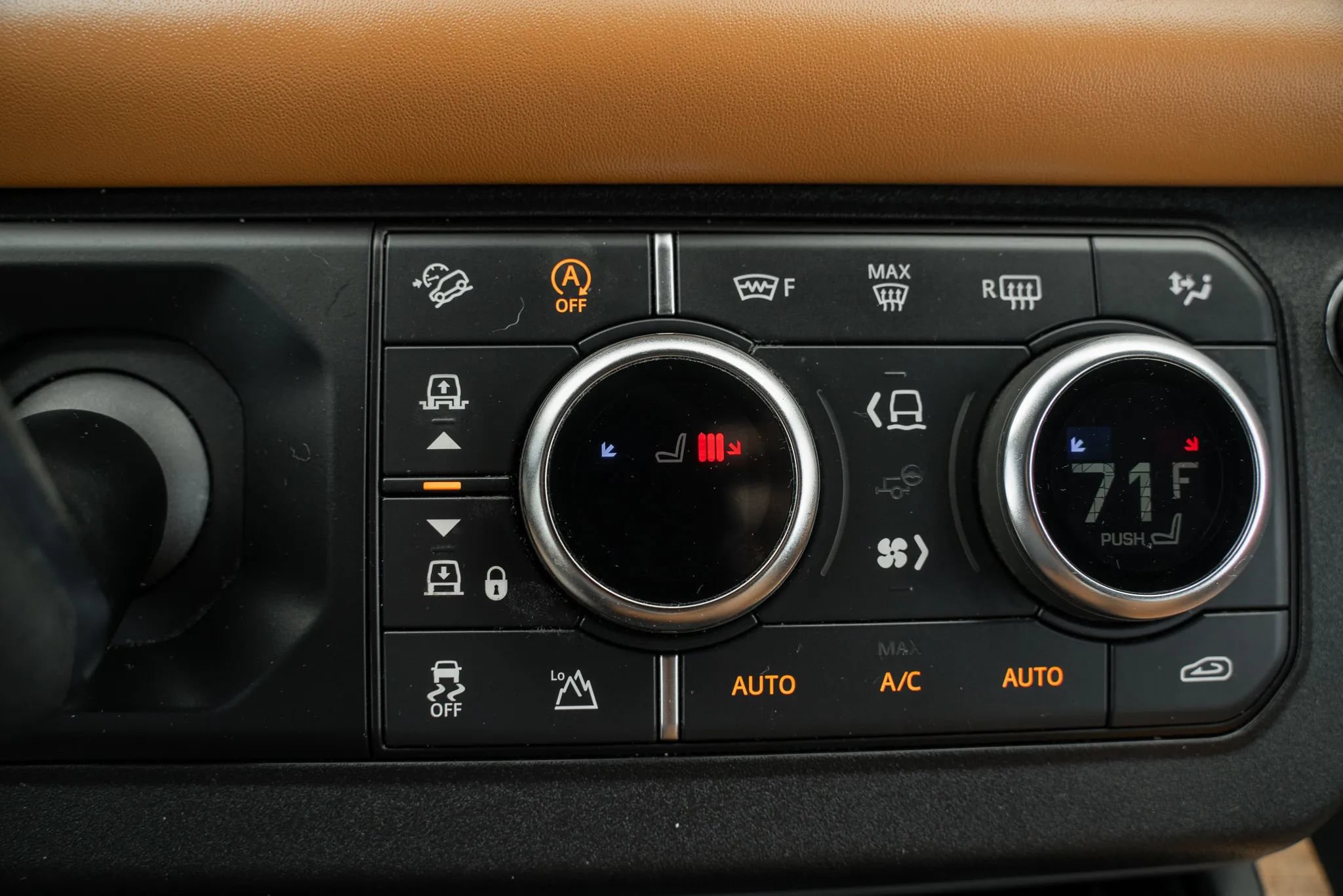 Used 2021 Land Rover Defender 110 X AWD/4WD image 38