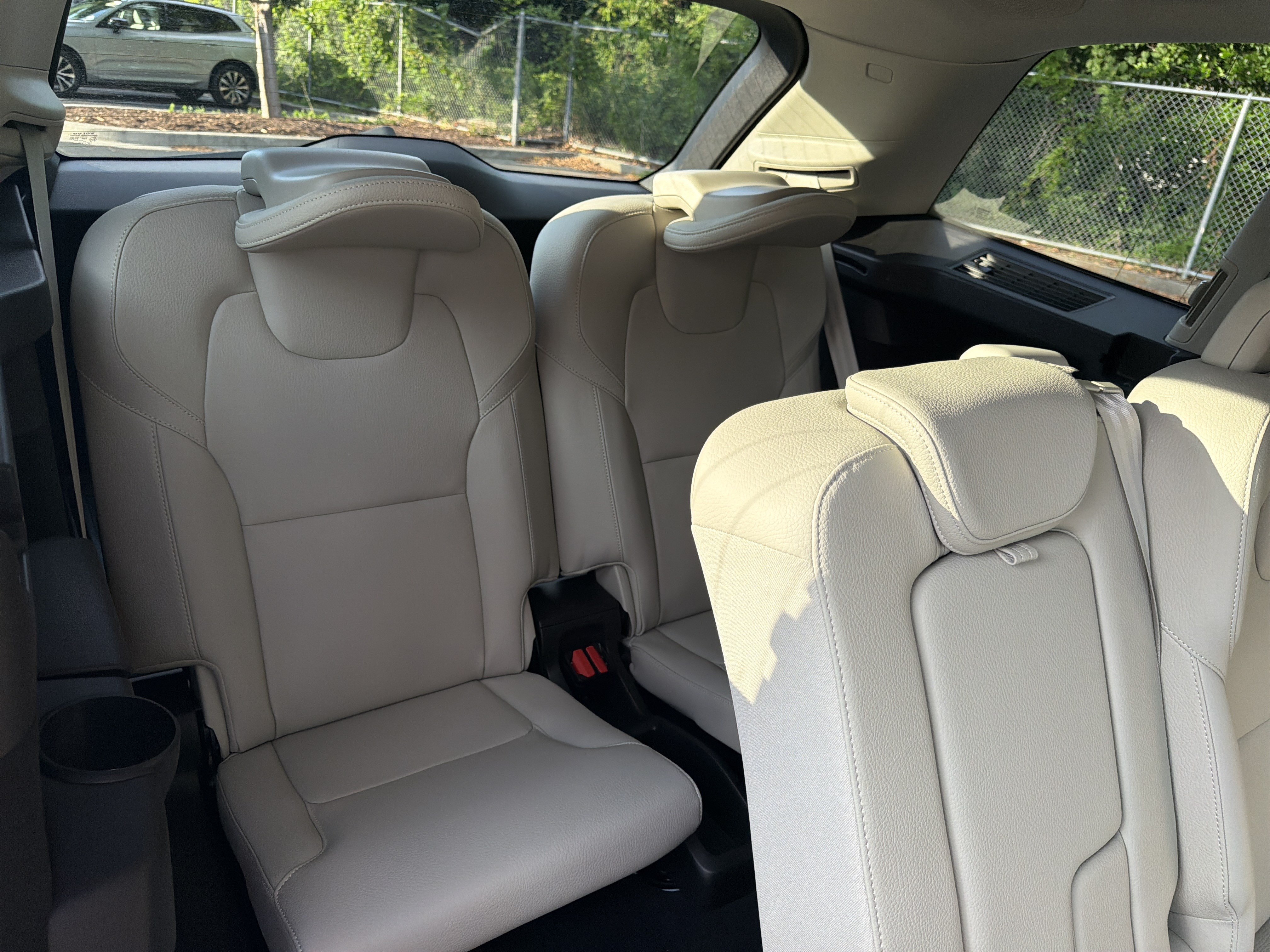 Certified 2023 Volvo XC90 B5 Core w/ Protection Package Premier AWD/4WD image 33