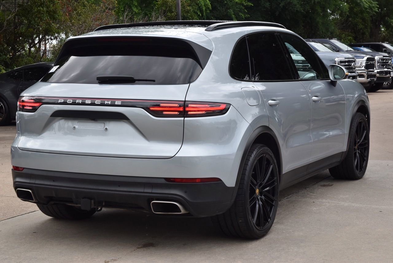 Used 2022 Porsche Cayenne AWD/4WD image 8