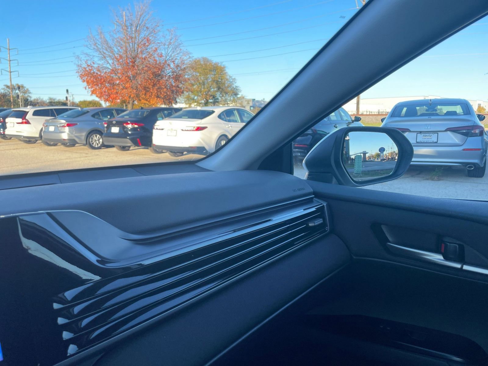 Used 2025 Toyota Camry LE image 35