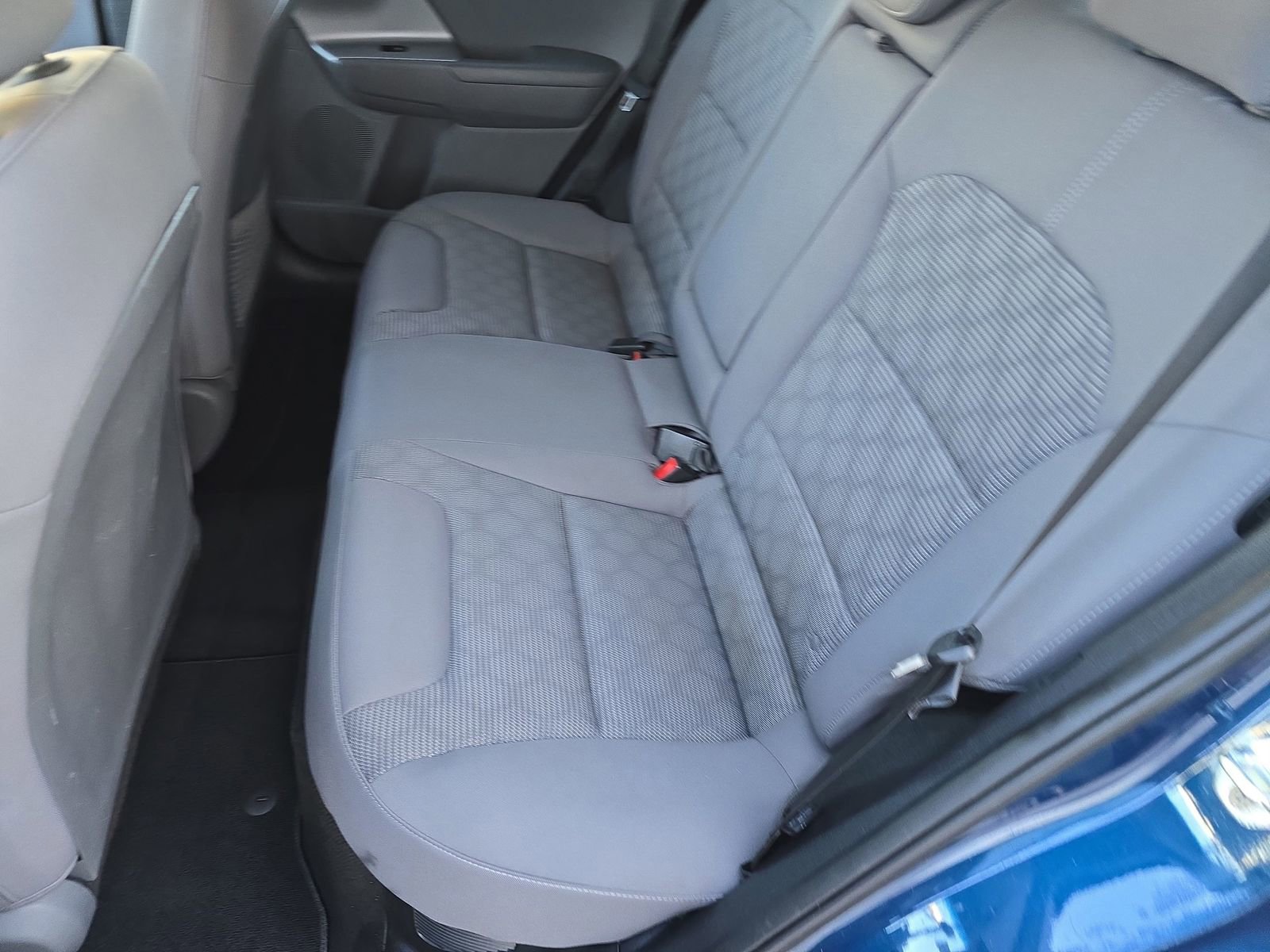 Used 2018 Kia Niro LX image 17