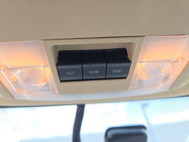Used 2017 Ford Expedition Limited w/ Equipment Group 301A RWD image 24
