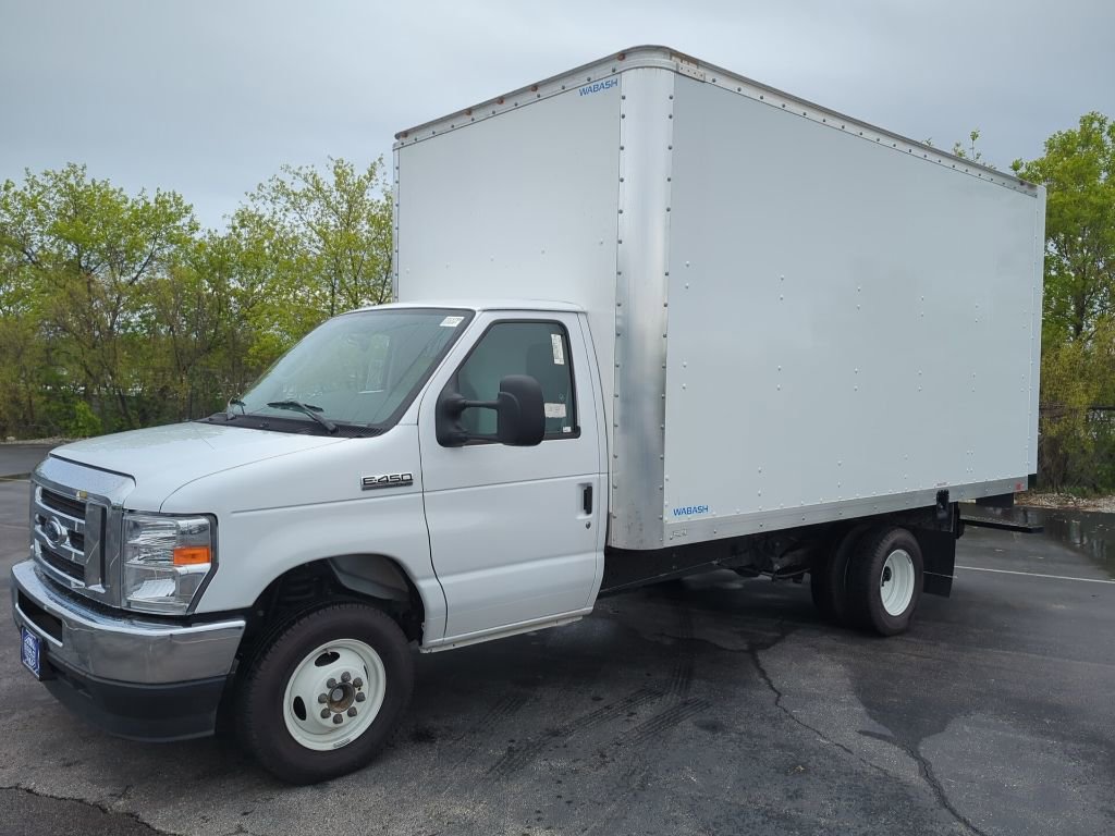 New 2024 Ford E-450 and Econoline 450 Super Duty w/ Power Windows & Locks Group RWD image 8