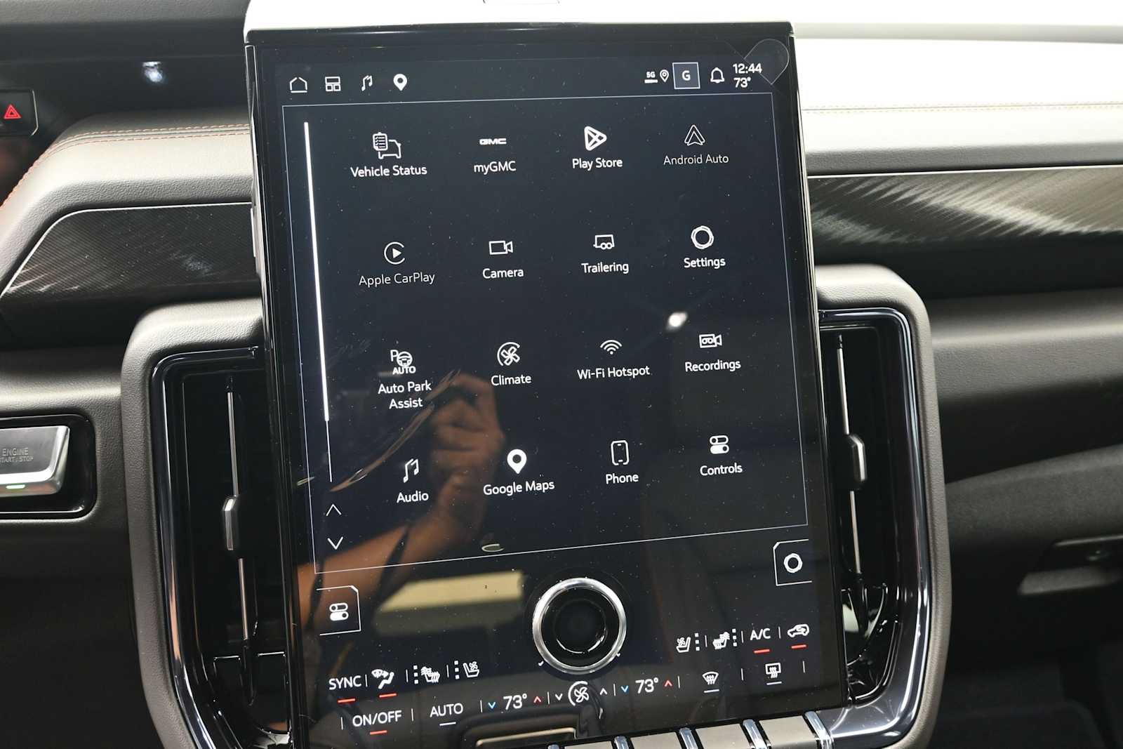 New 2026 GMC Yukon AT4 w/ AT4 Premium Plus Package AWD/4WD image 21
