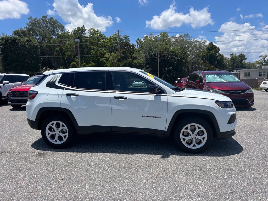 Used 2024 Jeep Compass Sport w/ Mopar Graphics Package AWD/4WD image 3