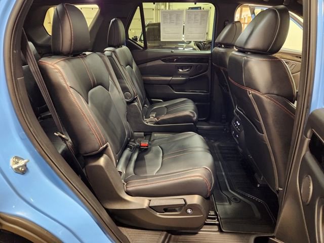 Certified 2023 Honda Pilot TrailSport image 31