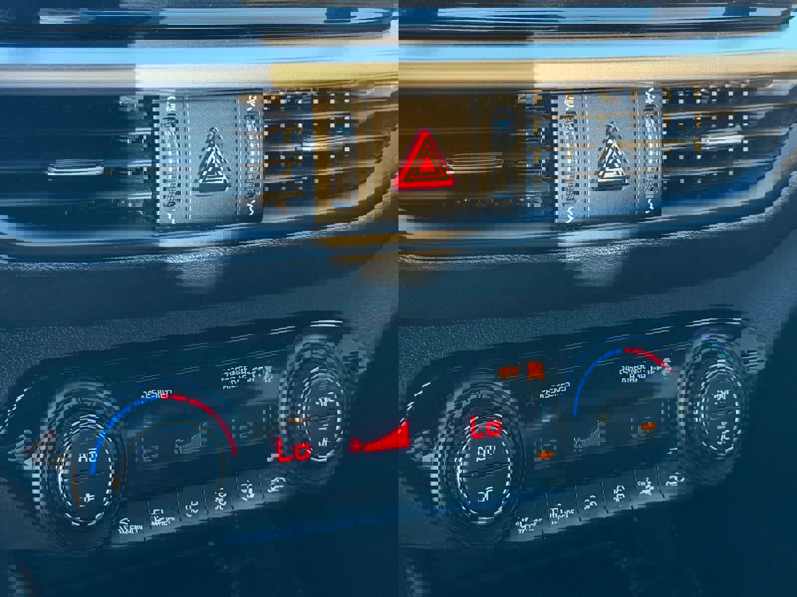 Used 2022 Kia Forte GT-Line w/ GT-Line Premium Package image 12