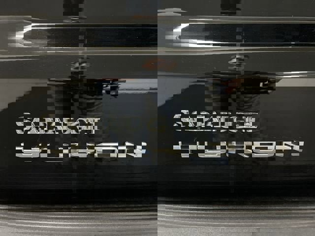 Certified 2023 GMC Yukon XL Denali w/ Denali Reserve Package image 33