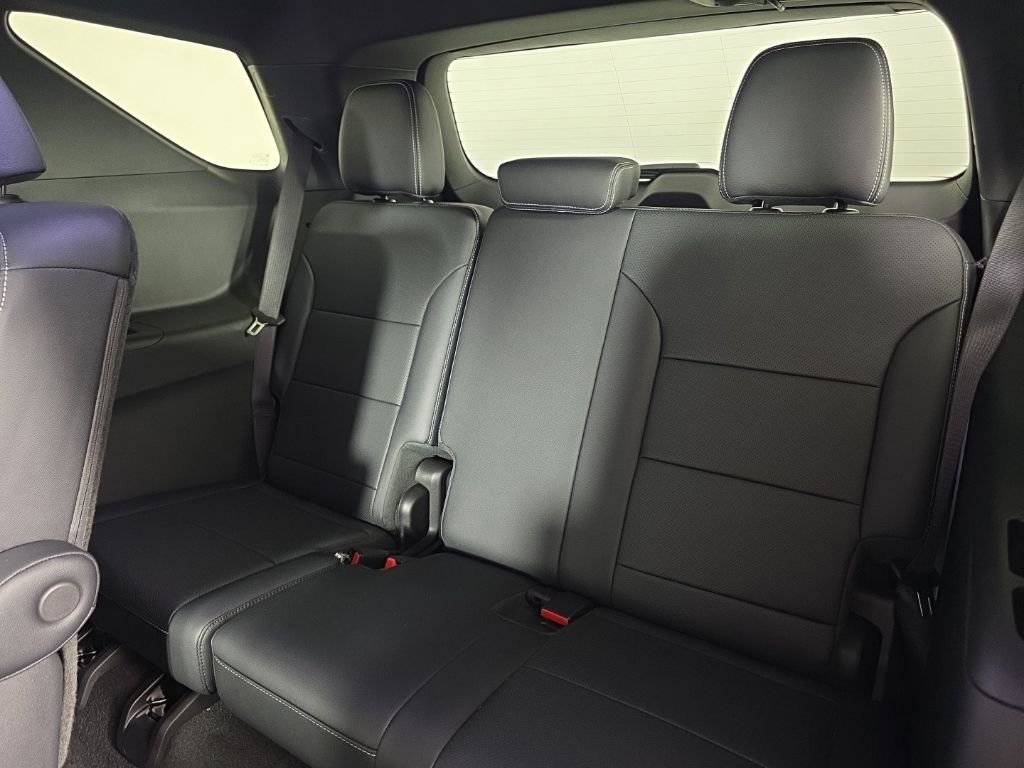 New 2025 Chevrolet Traverse LT w/ Enhanced Driving Package image 30