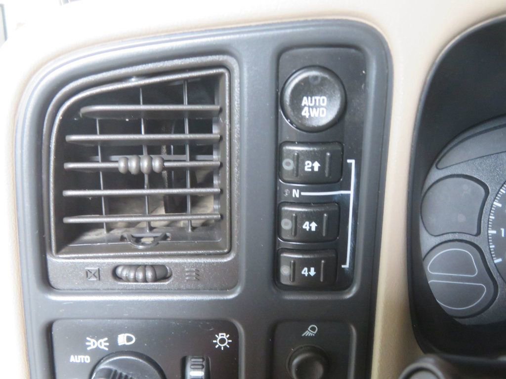 Used 2006 Chevrolet Silverado 1500 LT w/ Onstar Plus Package image 40