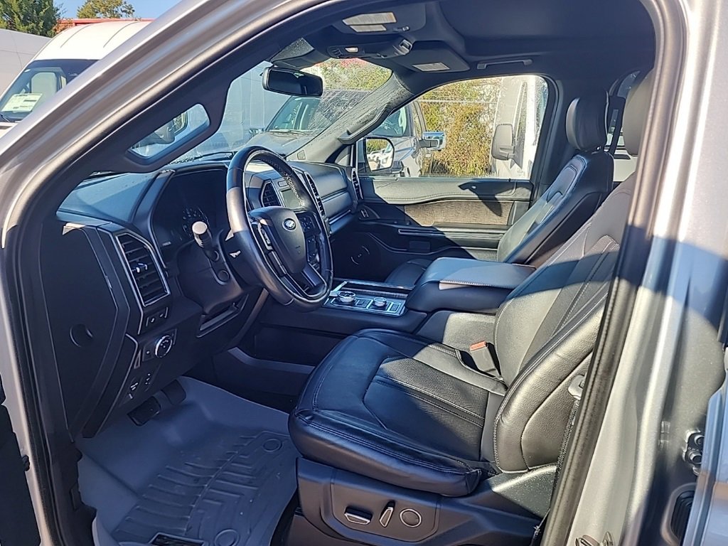 Certified 2020 Ford Expedition Max Limited w/ Equipment Group 301A image 4