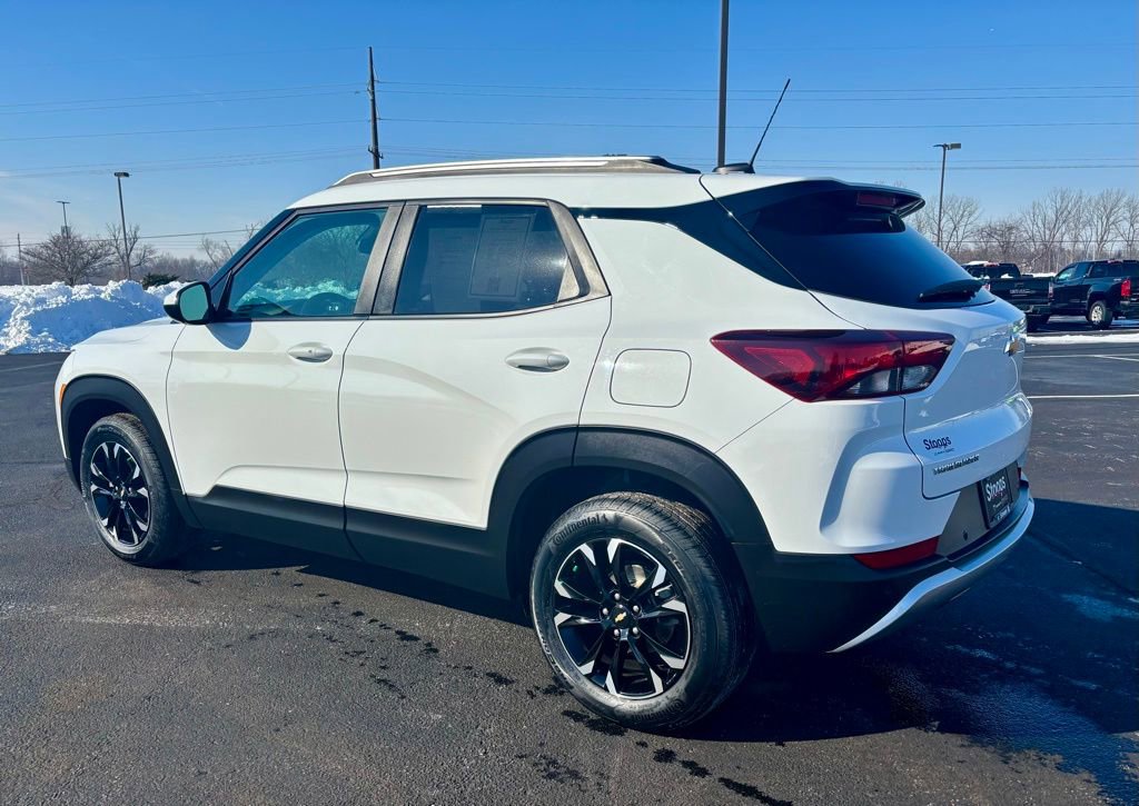 Used 2023 Chevrolet TrailBlazer LT w/ Convenience Package image 5