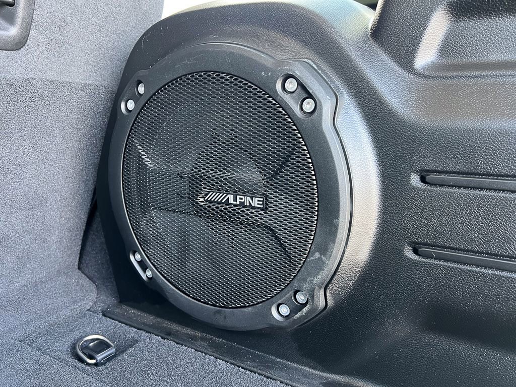 Used 2021 Jeep Wrangler Unlimited Sahara w/ Uconnect 4C Nav & Sound Group image 7