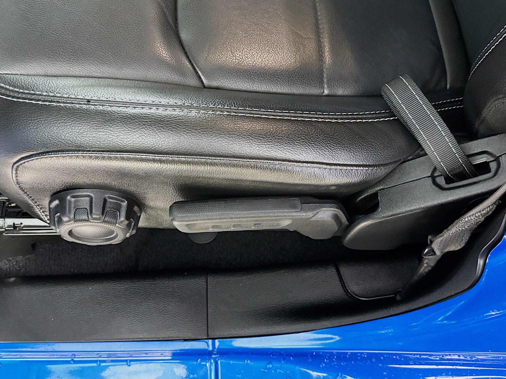 Used 2023 Jeep Wrangler Unlimited Sahara w/ Cold Weather Group image 22