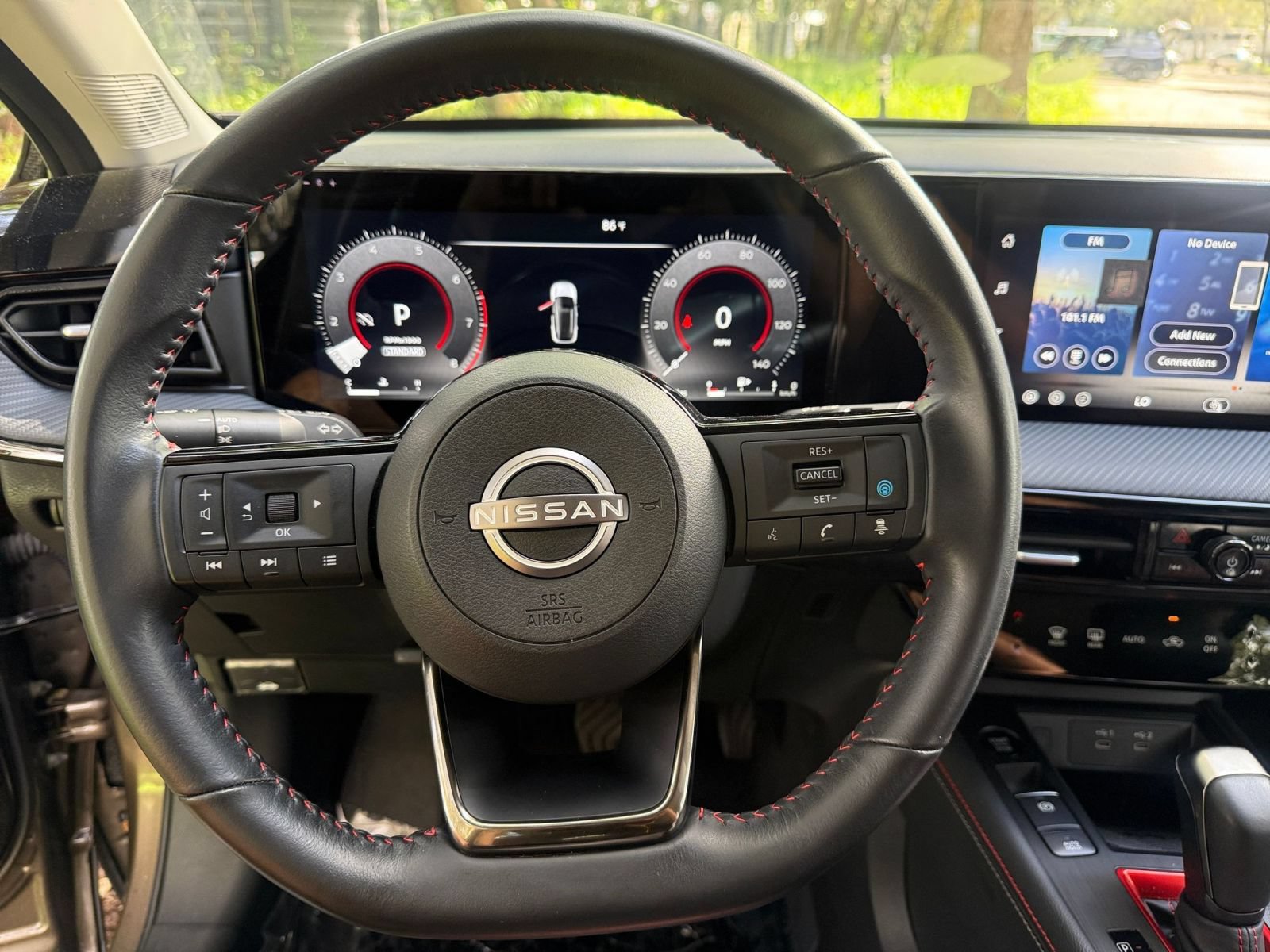 Used 2026 Nissan Kicks SR FWD image 24