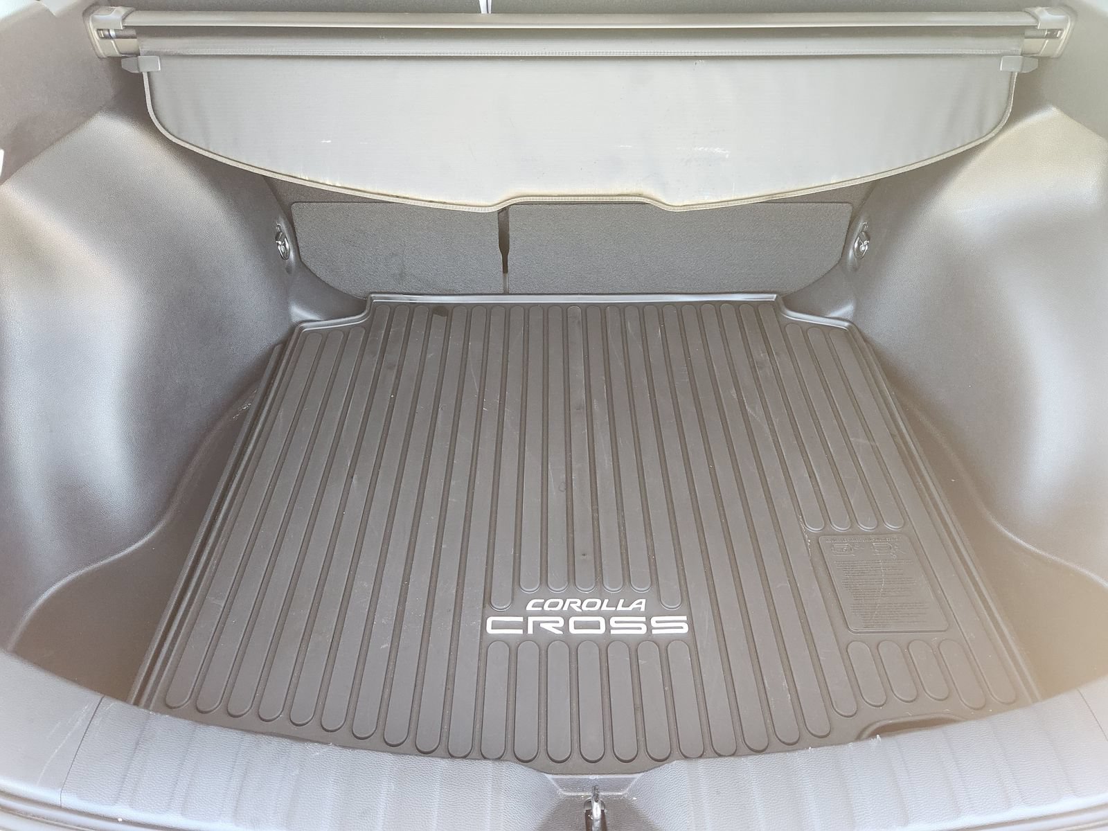 Used 2026 Toyota Corolla Cross LE w/ Moonroof Package FWD image 35