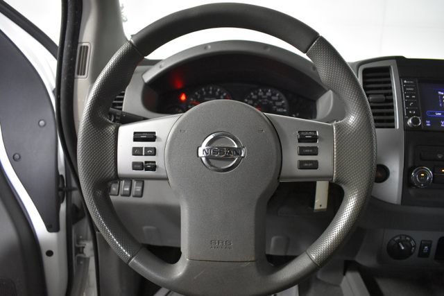 Used 2019 Nissan Frontier SV AWD/4WD image 14