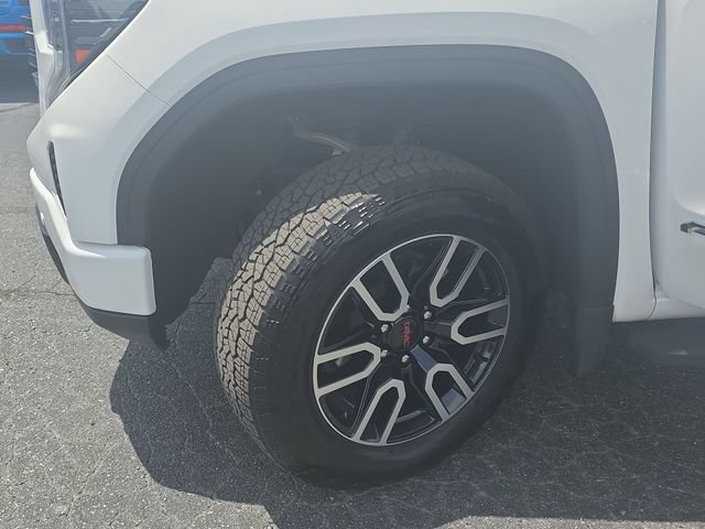Used 2025 GMC Sierra 1500 AT4 w/ AT4 Premium Package AWD/4WD image 34