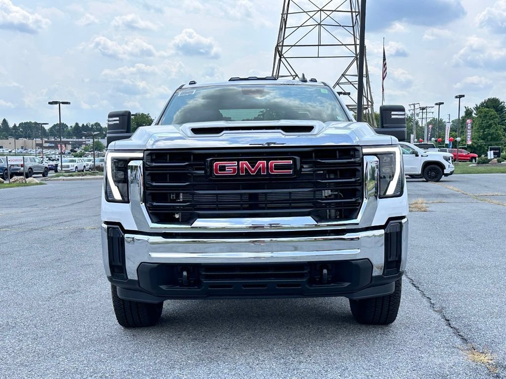 New 2026 GMC Sierra 3500 Pro w/ Convenience Package AWD/4WD image 4