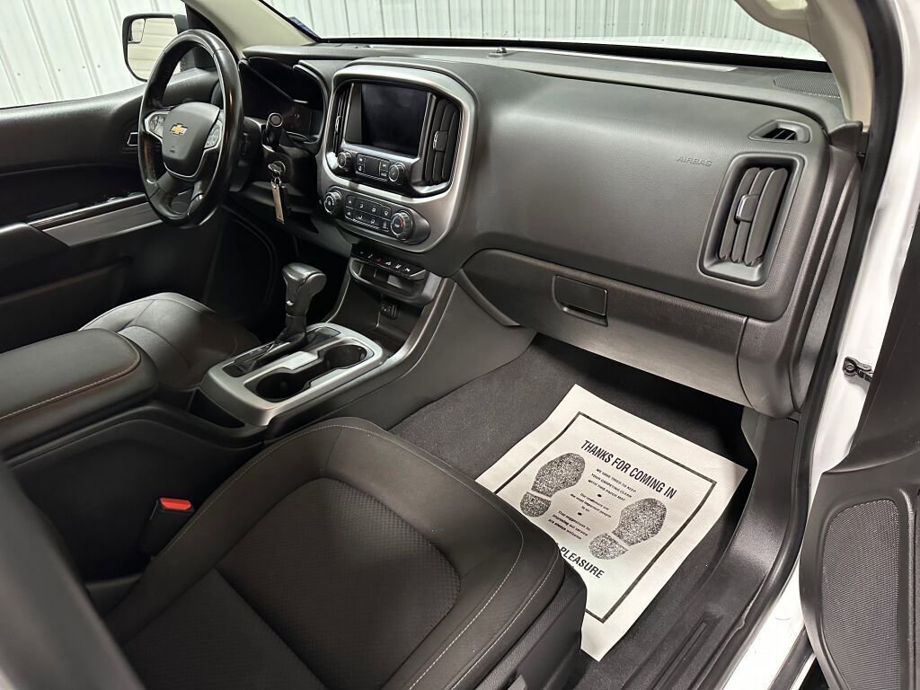 Used 2019 Chevrolet Colorado LT w/ LT Convenience Package image 7