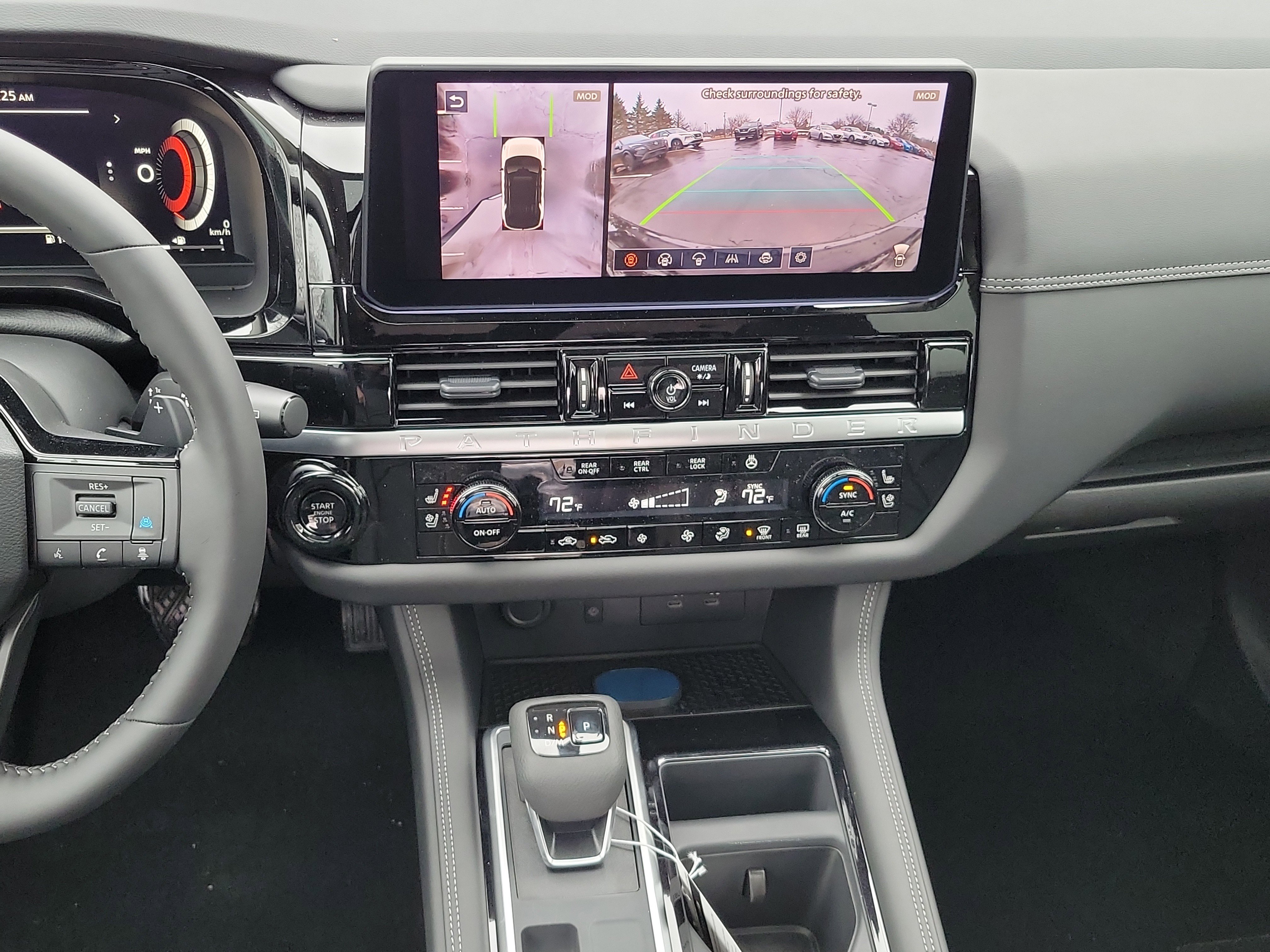 New 2026 Nissan Pathfinder Platinum image 31