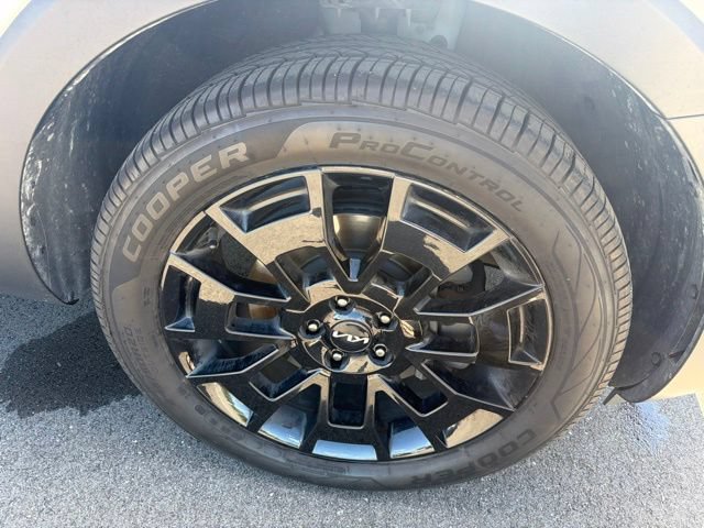 Used 2022 Kia Telluride EX w/ EX Premium Package AWD/4WD image 4