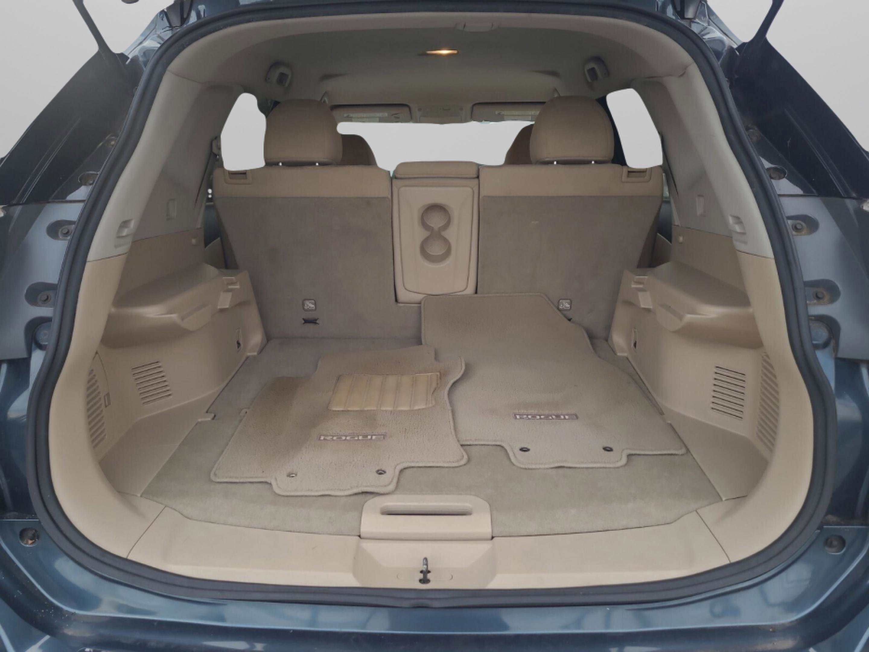 Used 2014 Nissan Rogue S image 30