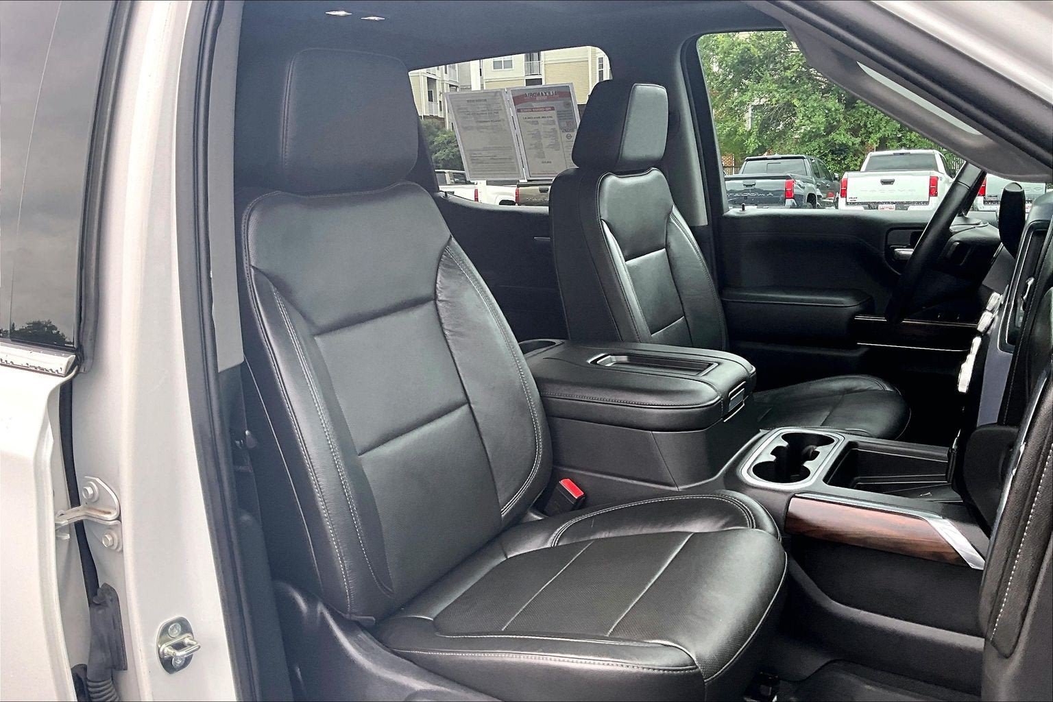 Used 2019 GMC Sierra 1500 SLT w/ SLT Premium Plus Package AWD/4WD image 7
