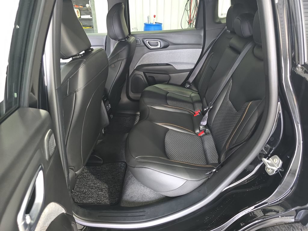 New 2026 Jeep Compass Latitude AWD/4WD image 14
