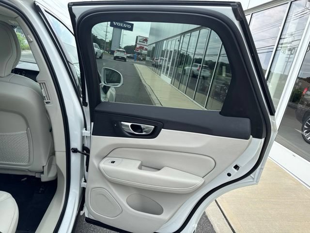 Used 2021 Volvo XC60 T5 Inscription w/ Climate Package AWD/4WD image 12
