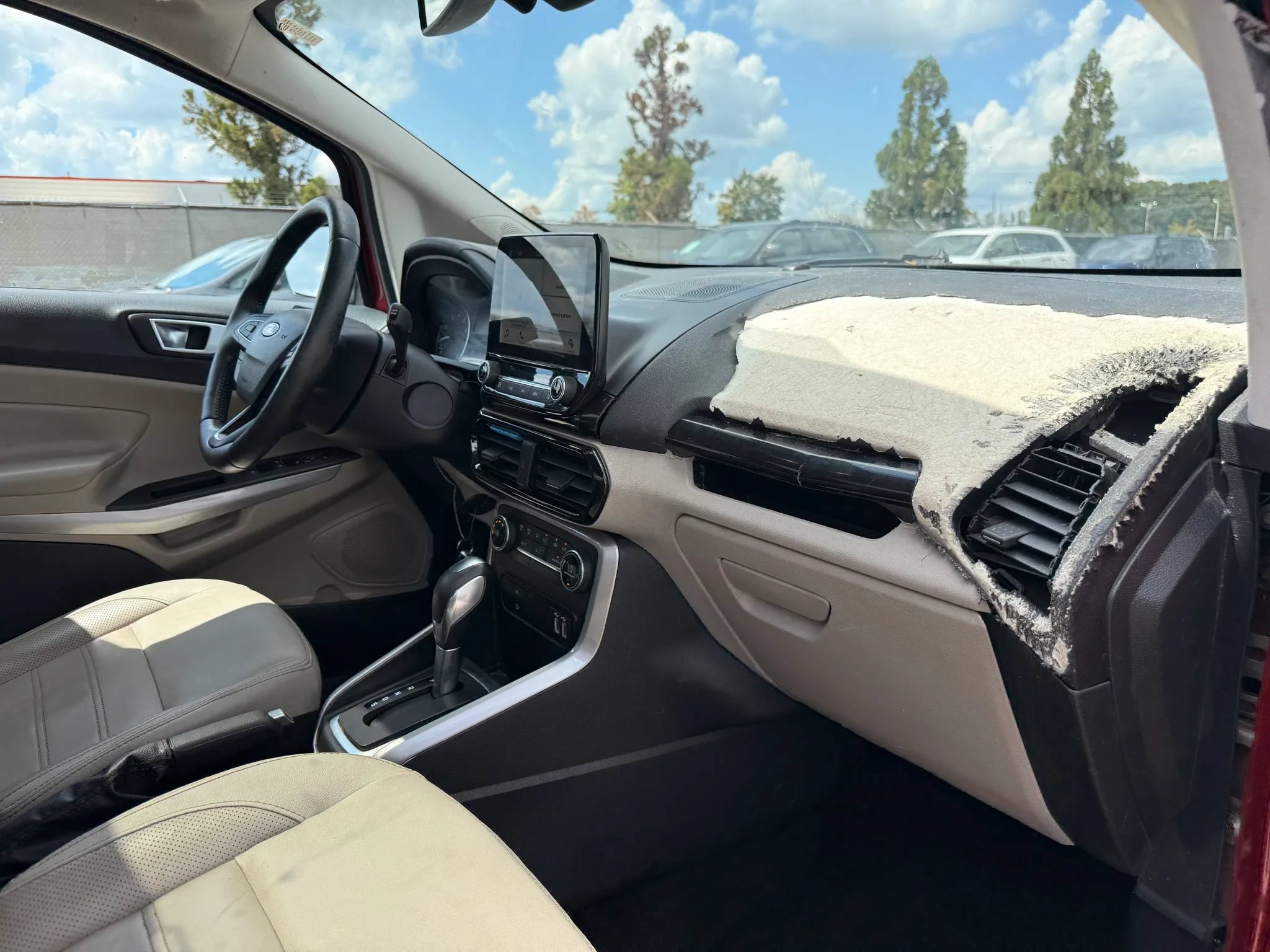 Used 2018 Ford EcoSport Titanium AWD/4WD image 19