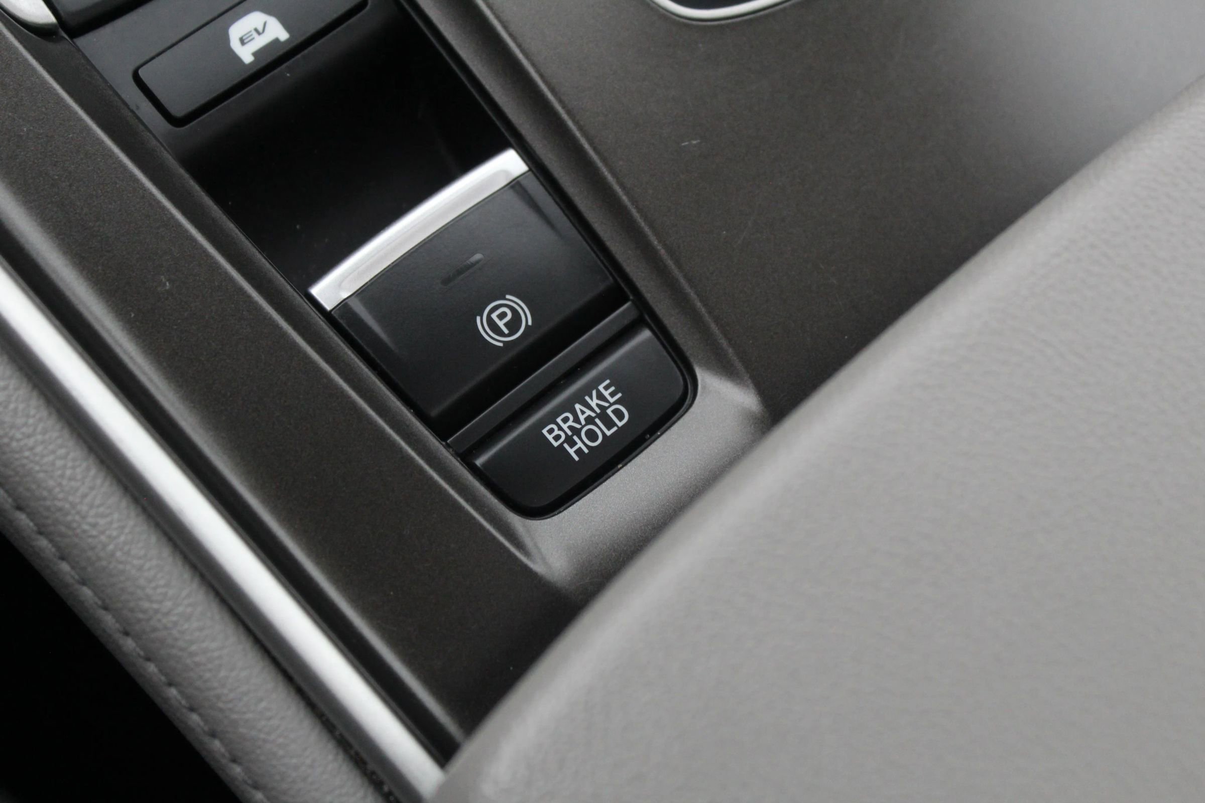 Used 2019 Honda Accord Touring image 32