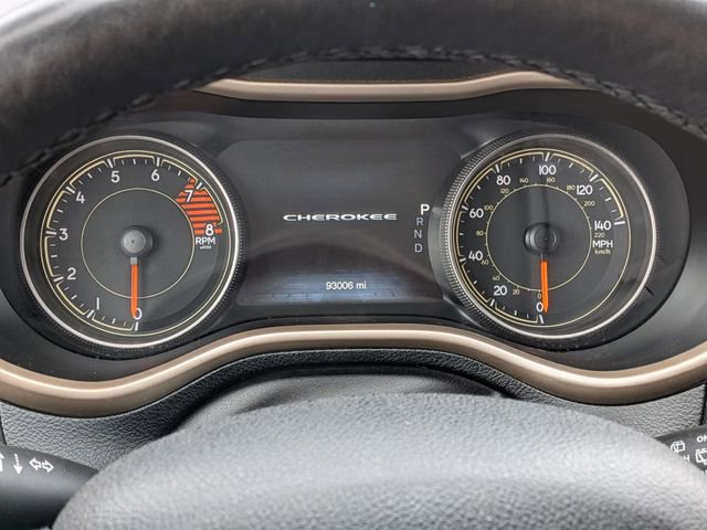 Certified 2017 Jeep Cherokee High Altitude image 29