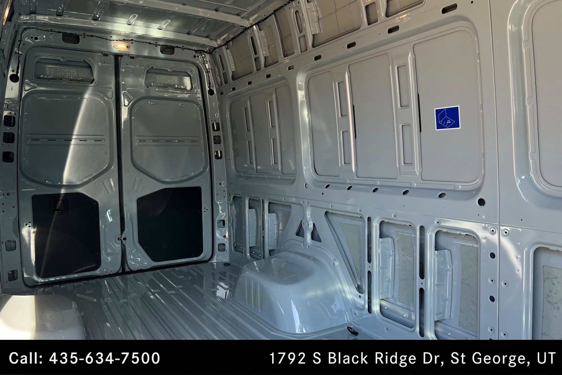 Used 2025 Mercedes-Benz Sprinter 3500 image 19