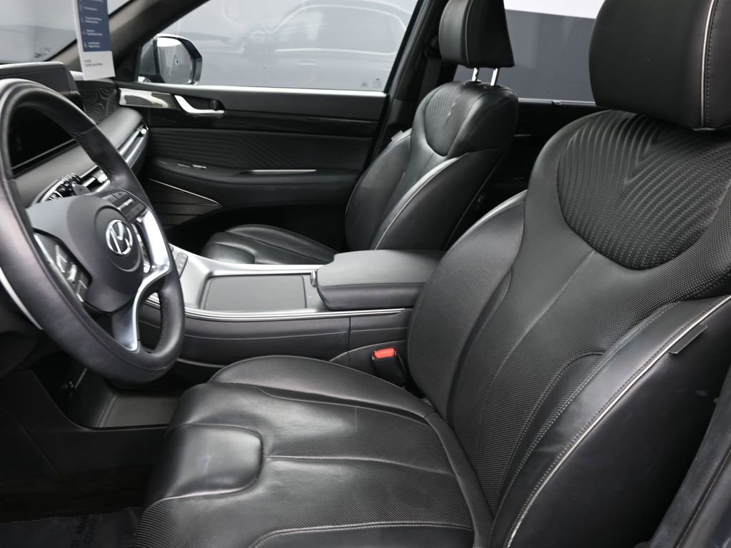 Used 2023 Hyundai Palisade Calligraphy w/ Cargo Package image 12