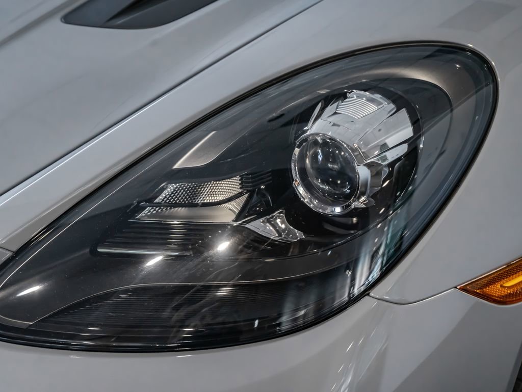 Used 2025 Porsche 718 Cayman GT4 RS image 21
