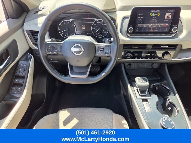 Used 2025 Nissan Rogue SV AWD/4WD image 12