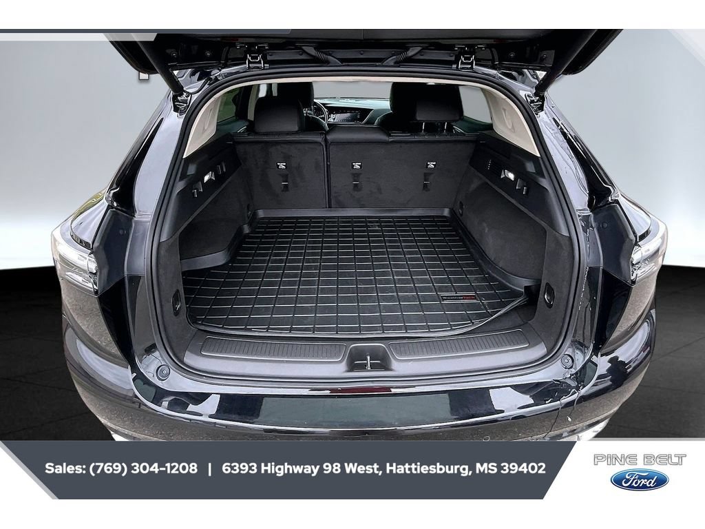 Used 2023 Buick Envision Avenir FWD image 21