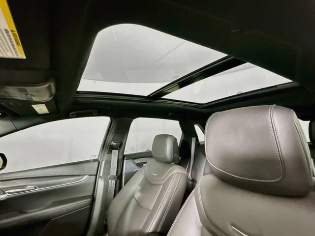 Used 2025 Cadillac XT5 Sportv w/ Technology Package AWD/4WD image 24